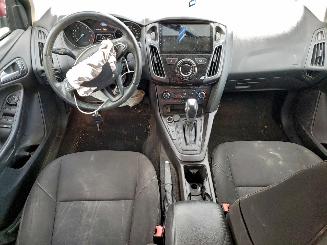 2015 Ford Focus Se VIN: 1FADP3F21FL352539 Lot: 94955225