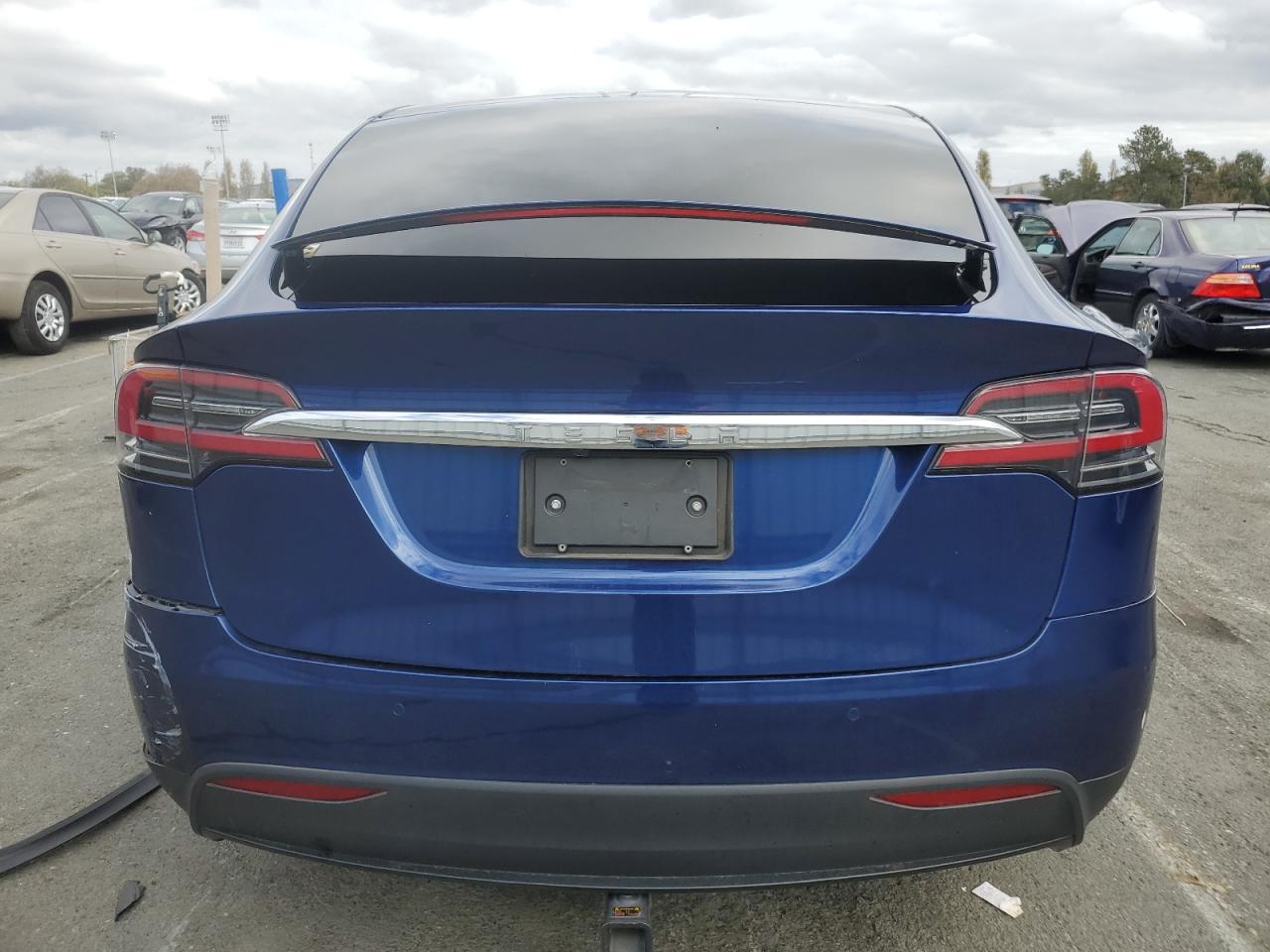 2016 Tesla Model X VIN: 5YJXCAE23GF002780 Lot: 93661235