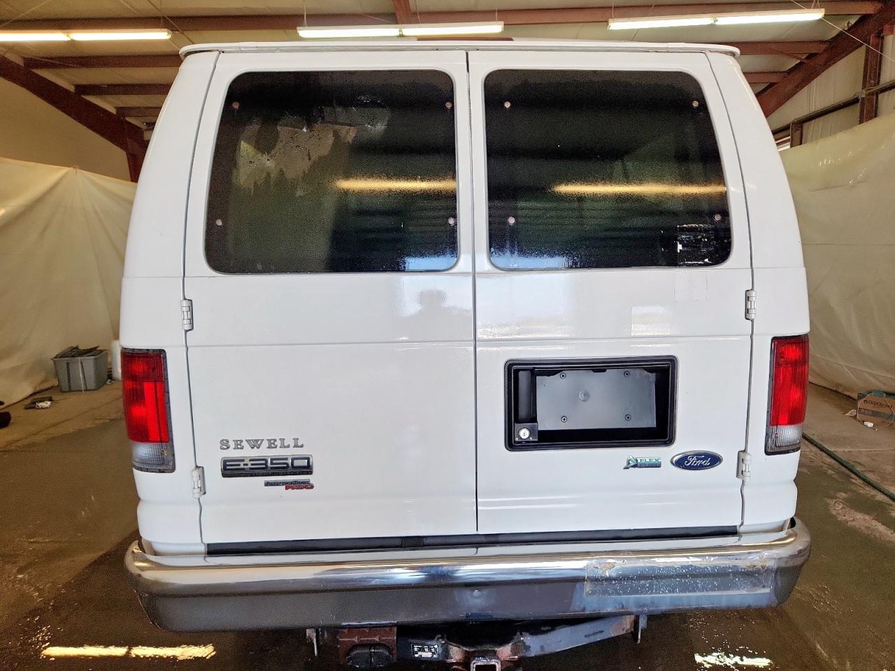 2013 Ford Econoline E350 Super Duty Wagon VIN: 1FBNE3BL7DDA90170 Lot: 92715375