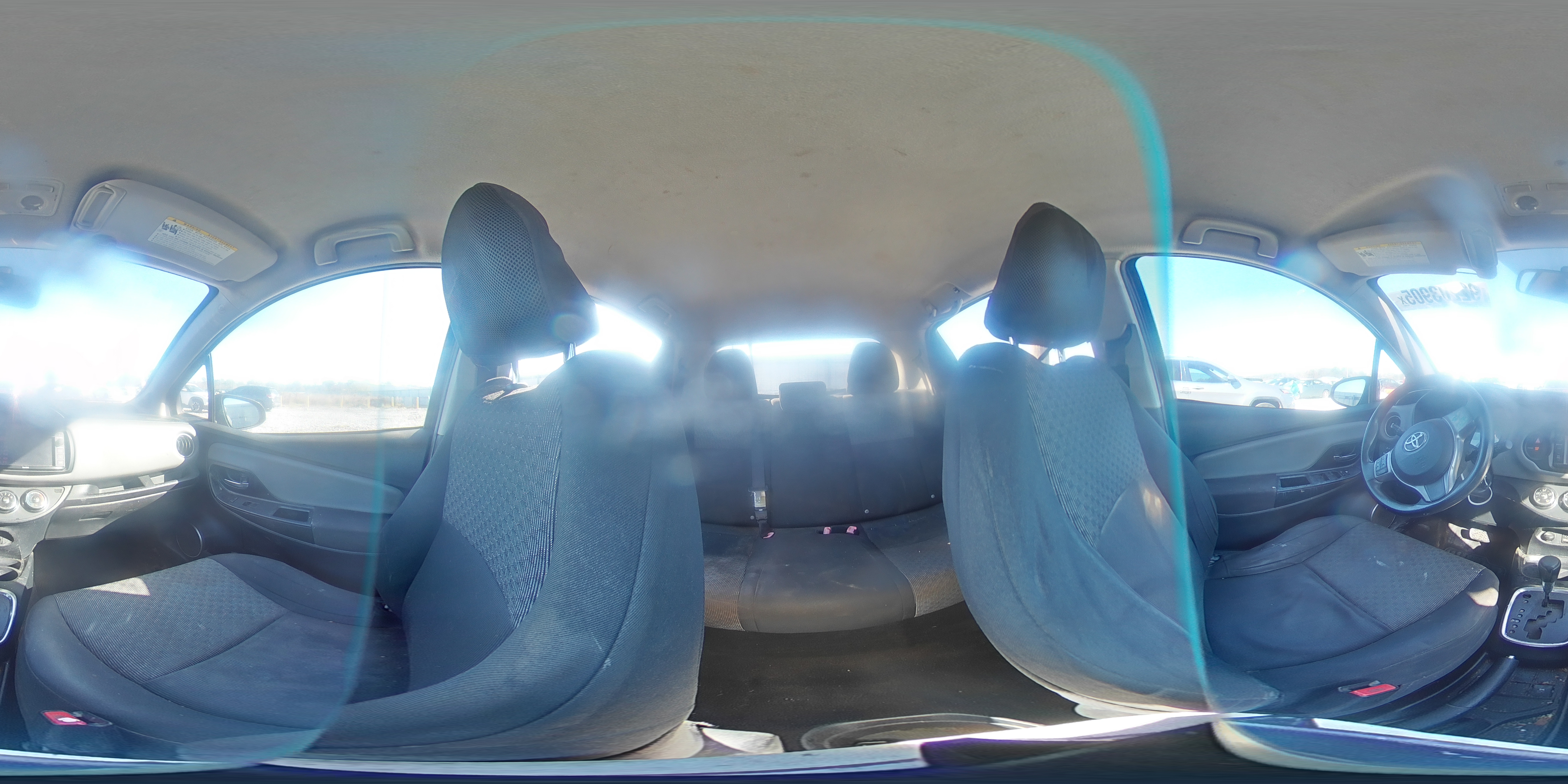 2015 Toyota Yaris VIN: VNKKTUD3XFA033853 Lot: 92203905