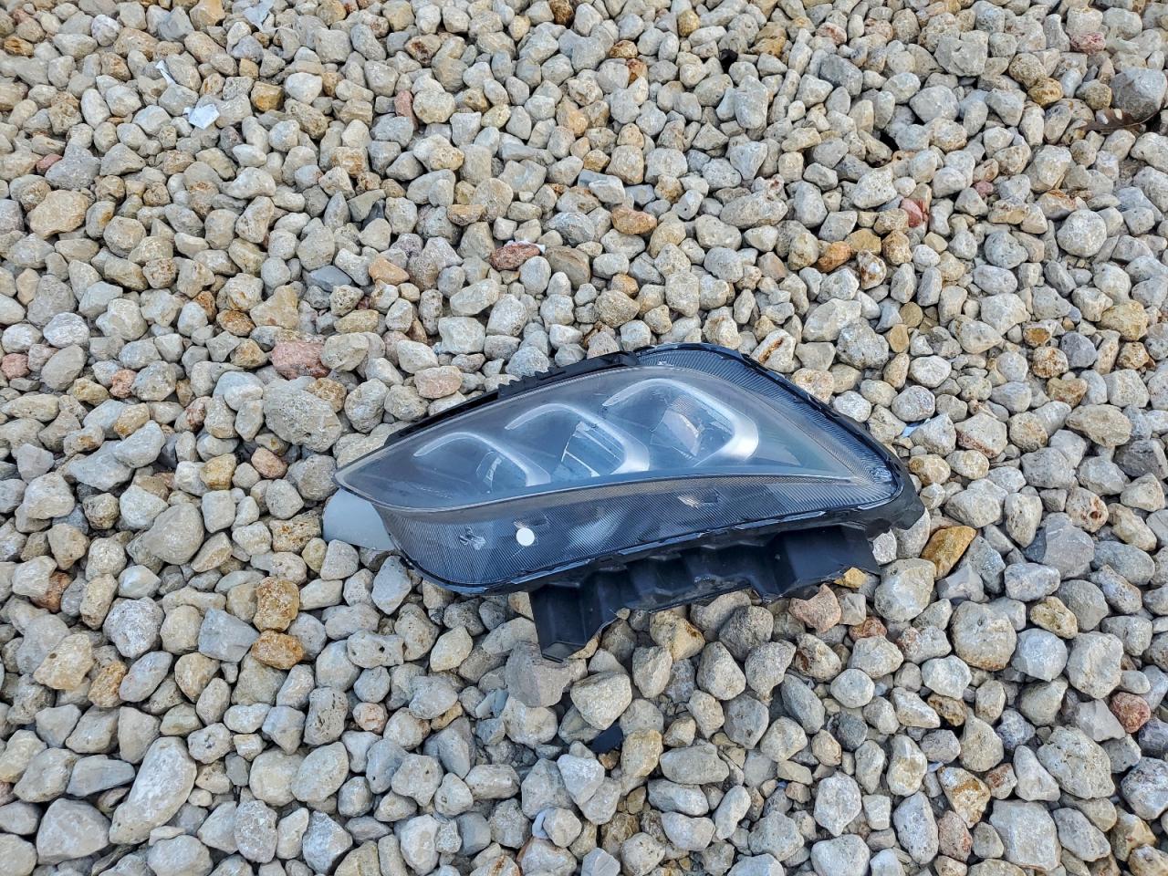 2022 Hyundai Kona Limited VIN: KM8K53A34NU775806 Lot: 93780345