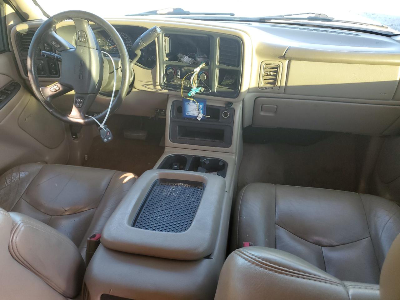 2006 GMC Sierra K2500 Heavy Duty VIN: 1GTHK23276F108708 Lot: 91710825