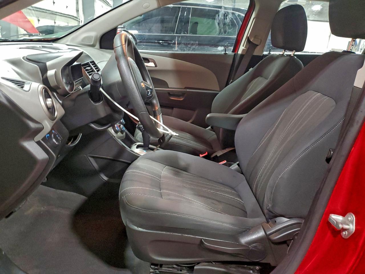 2016 Chevrolet Sonic Lt VIN: 1G1JC6SB0G4105792 Lot: 94063315