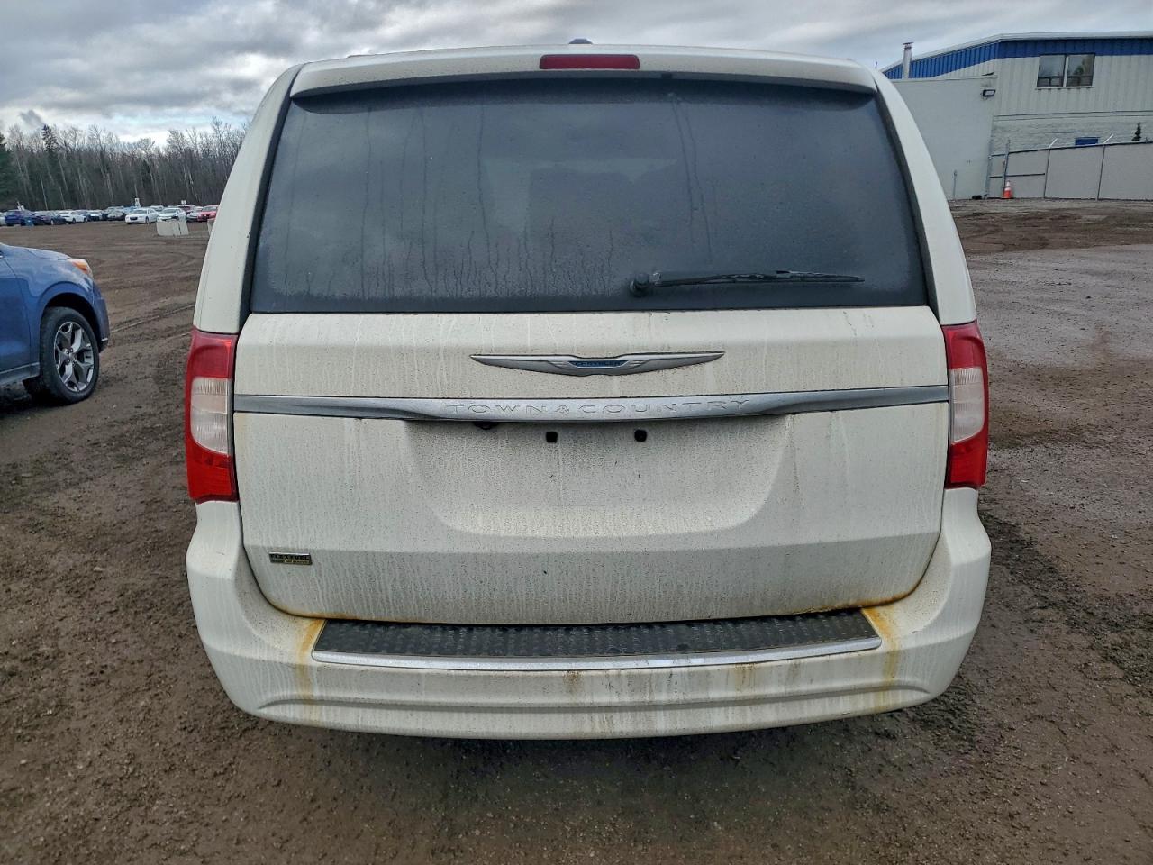 2015 Chrysler Town & Country Touring L VIN: 2C4RC1CG7FR503973 Lot: 93243665