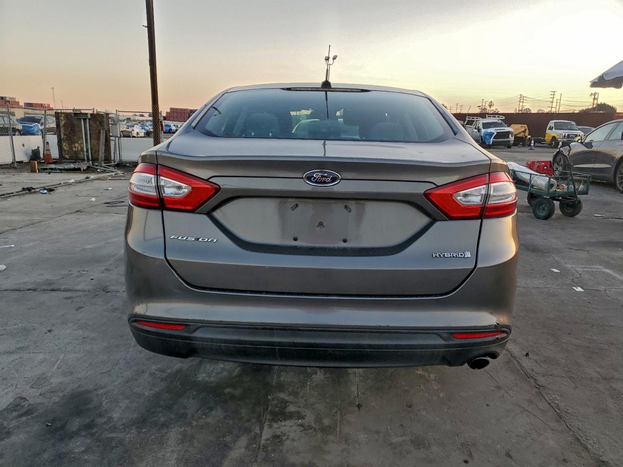 2014 Ford Fusion S Hybrid VIN: 3FA6P0UUXER256257 Lot: 94046965