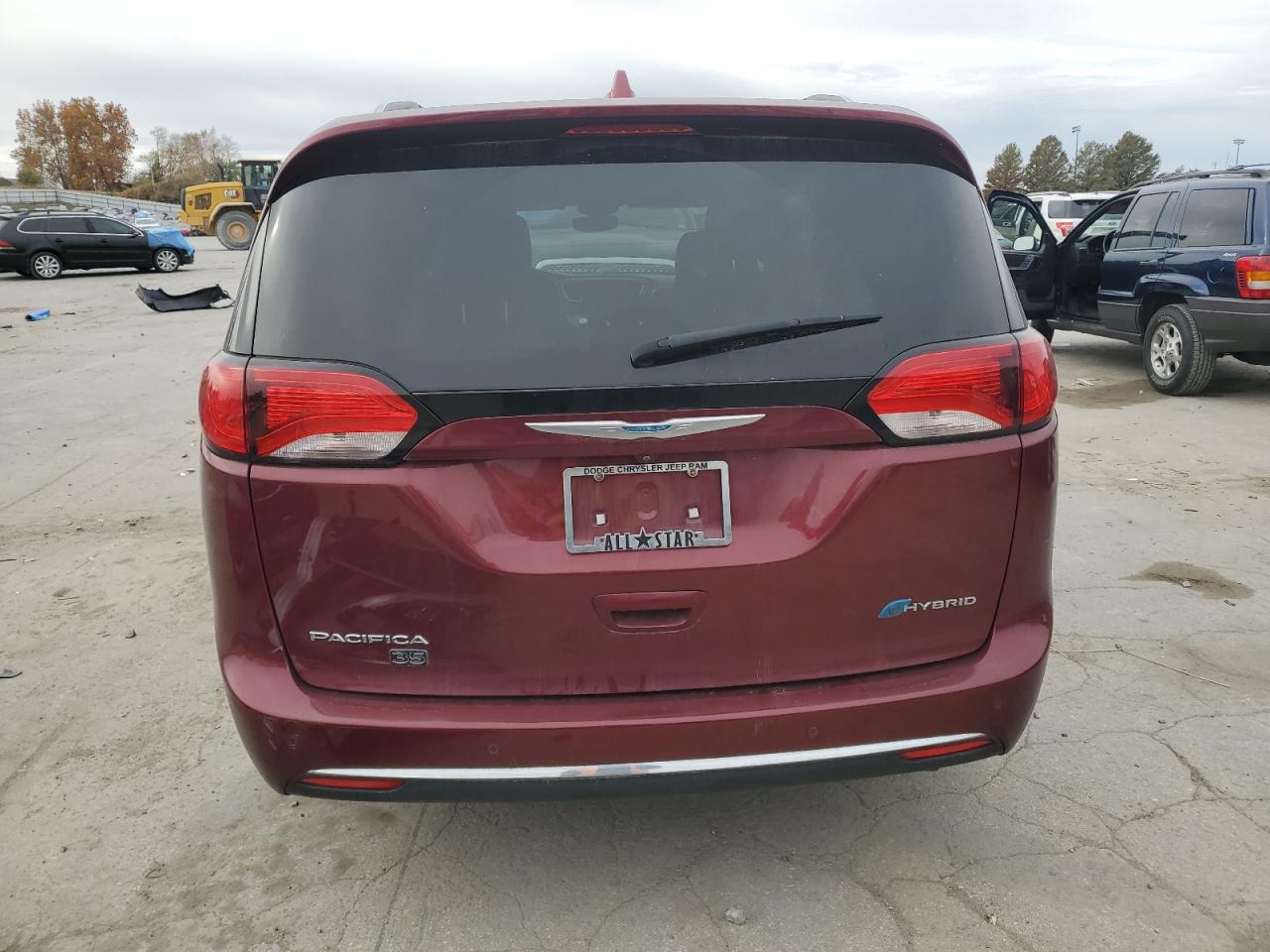2020 Chrysler Pacifica Hybrid Touring L VIN: 2C4RC1L75LR173553 Lot: 92042305