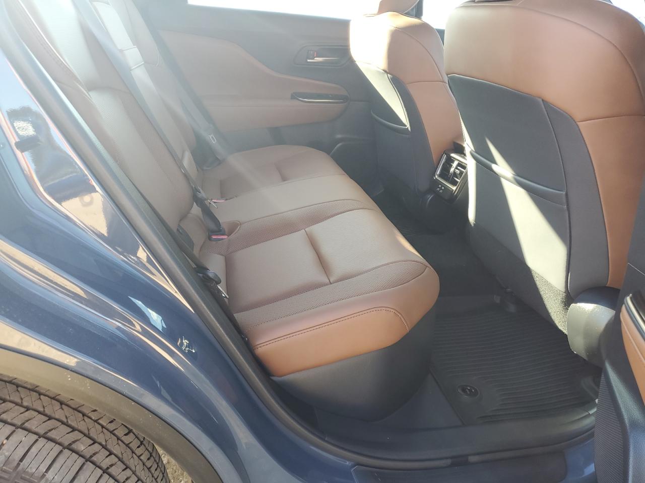 2025 Toyota Crown Signia Xle VIN: JTDACAAJXS3021383 Lot: 91985765