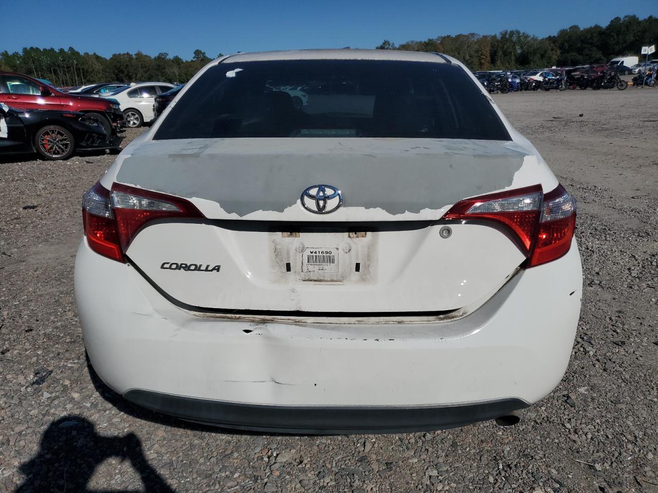 2016 Toyota Corolla L VIN: 5YFBURHE9GP447217 Lot: 91226305