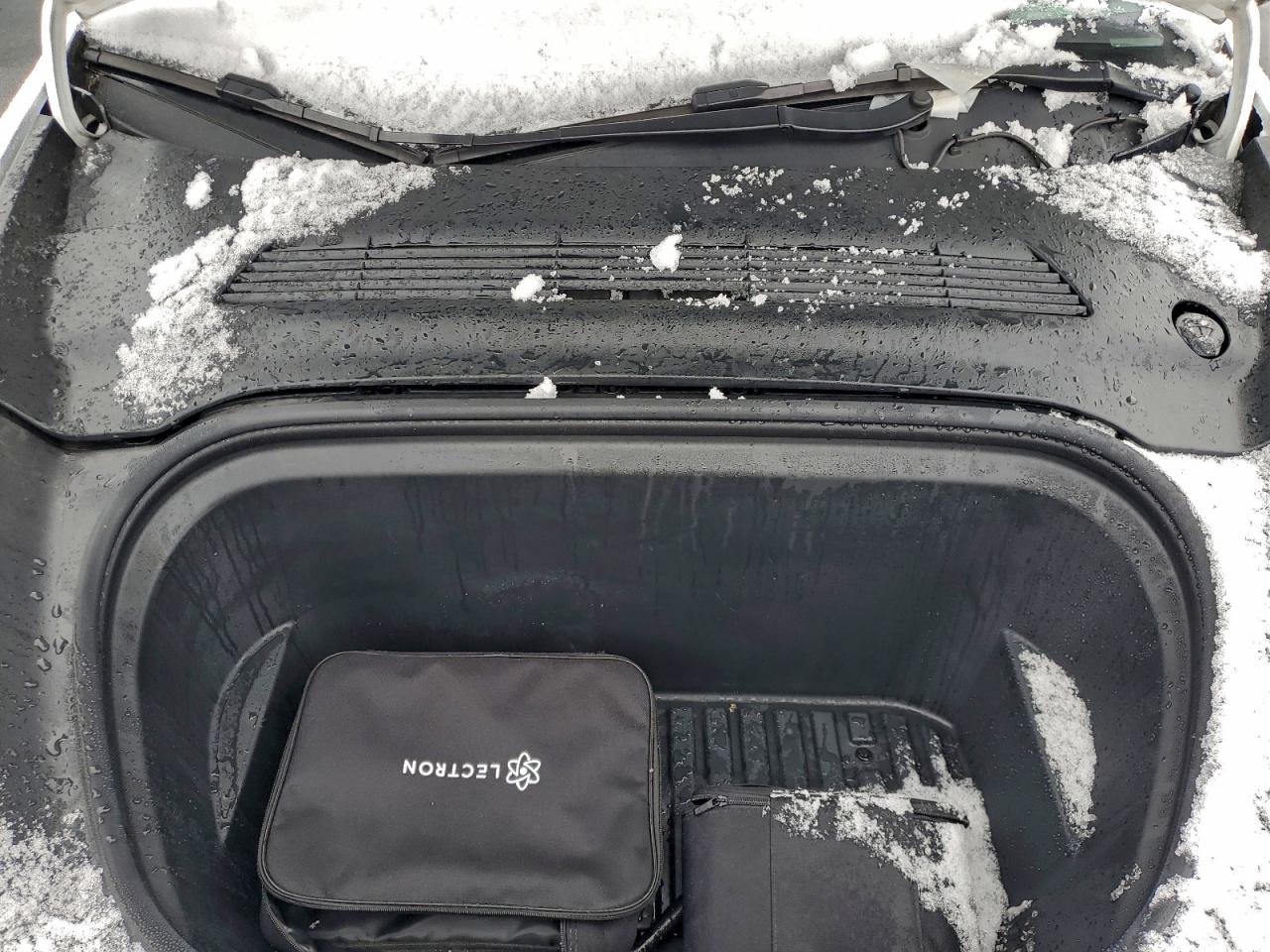 2021 Tesla Model Y VIN: 5YJYGAEE8MF258881 Lot: 94515565