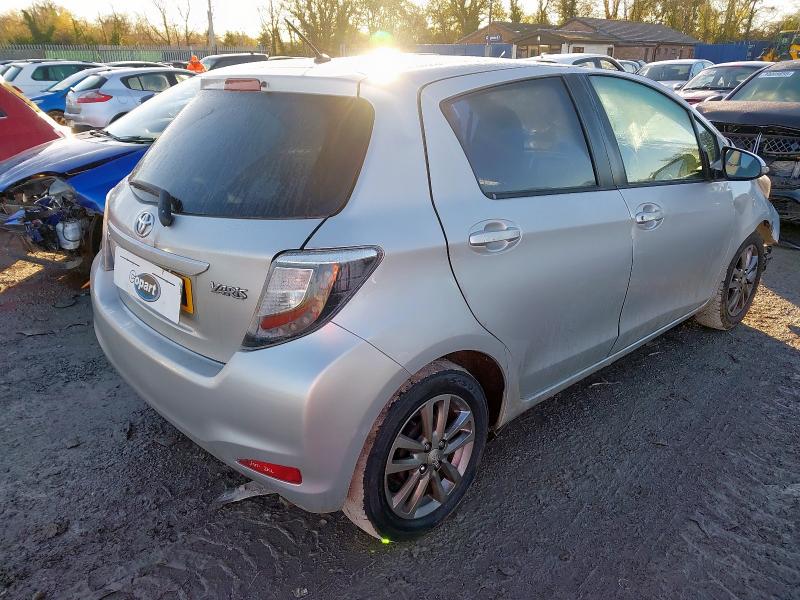 2014 TOYOTA YARIS ICON