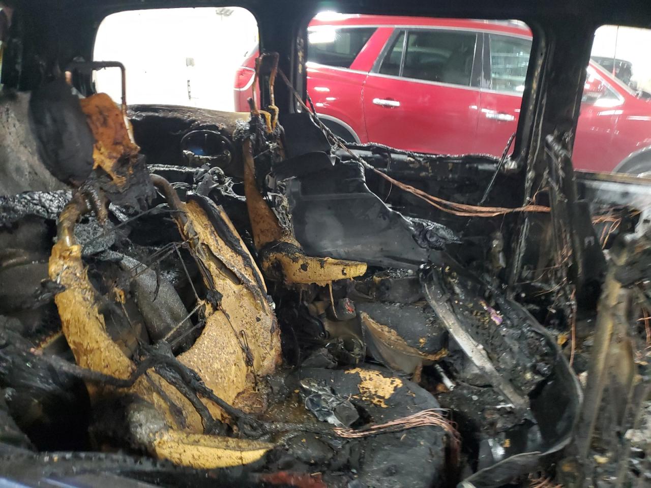 2005 Kia Sedona Ex VIN: KNDUP131156648748 Lot: 93317515