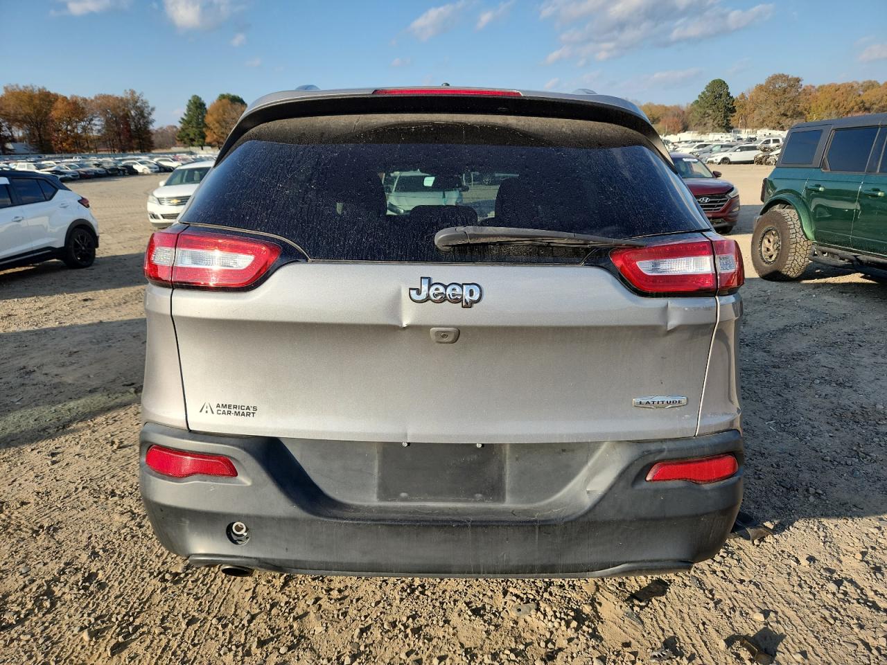 2017 Jeep Cherokee Latitude VIN: 1C4PJLCB3HW526996 Lot: 92486435