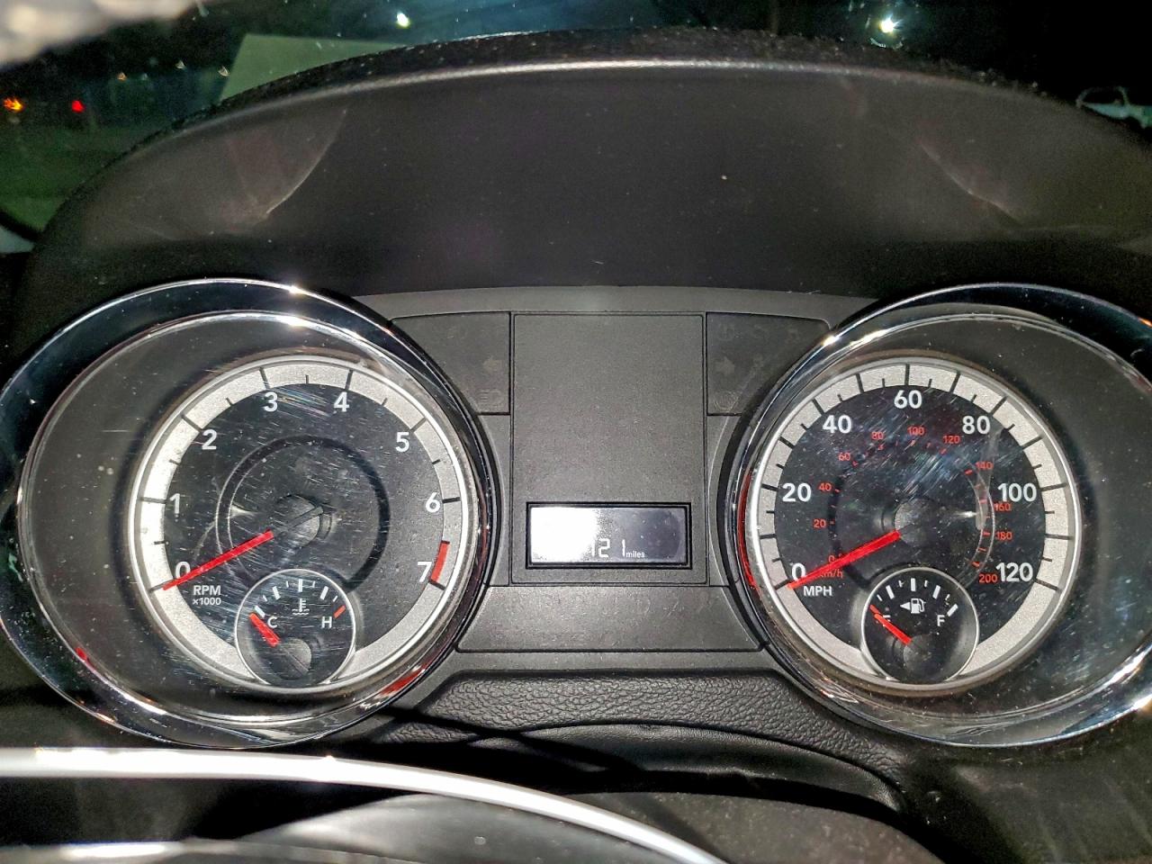 2018 Dodge Grand Cara VIN: 241210 Lot: 95016335