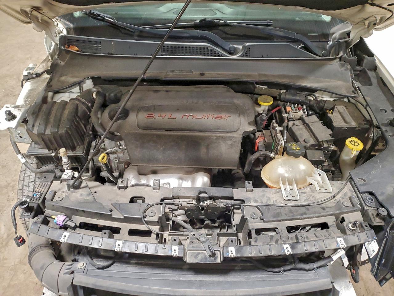 2018 Jeep Compass Sport VIN: 3C4NJCAB1JT123279 Lot: 92923325