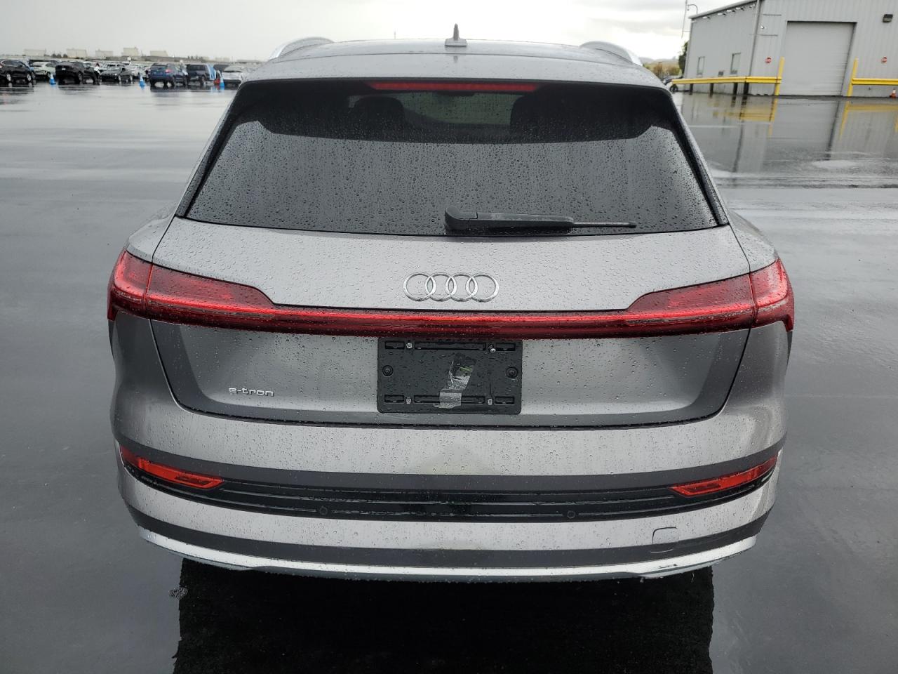 2019 Audi E-Tron Premium Plus VIN: WA1LAAGE4KB011280 Lot: 91477305