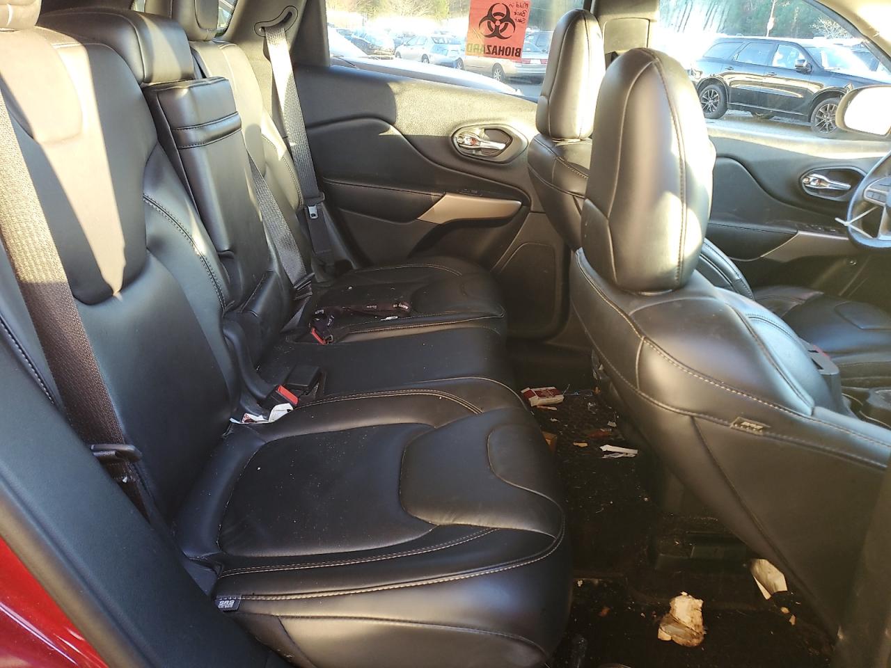 2017 Jeep Cherokee Latitude VIN: 1C4PJMCB5HW660298 Lot: 93682875