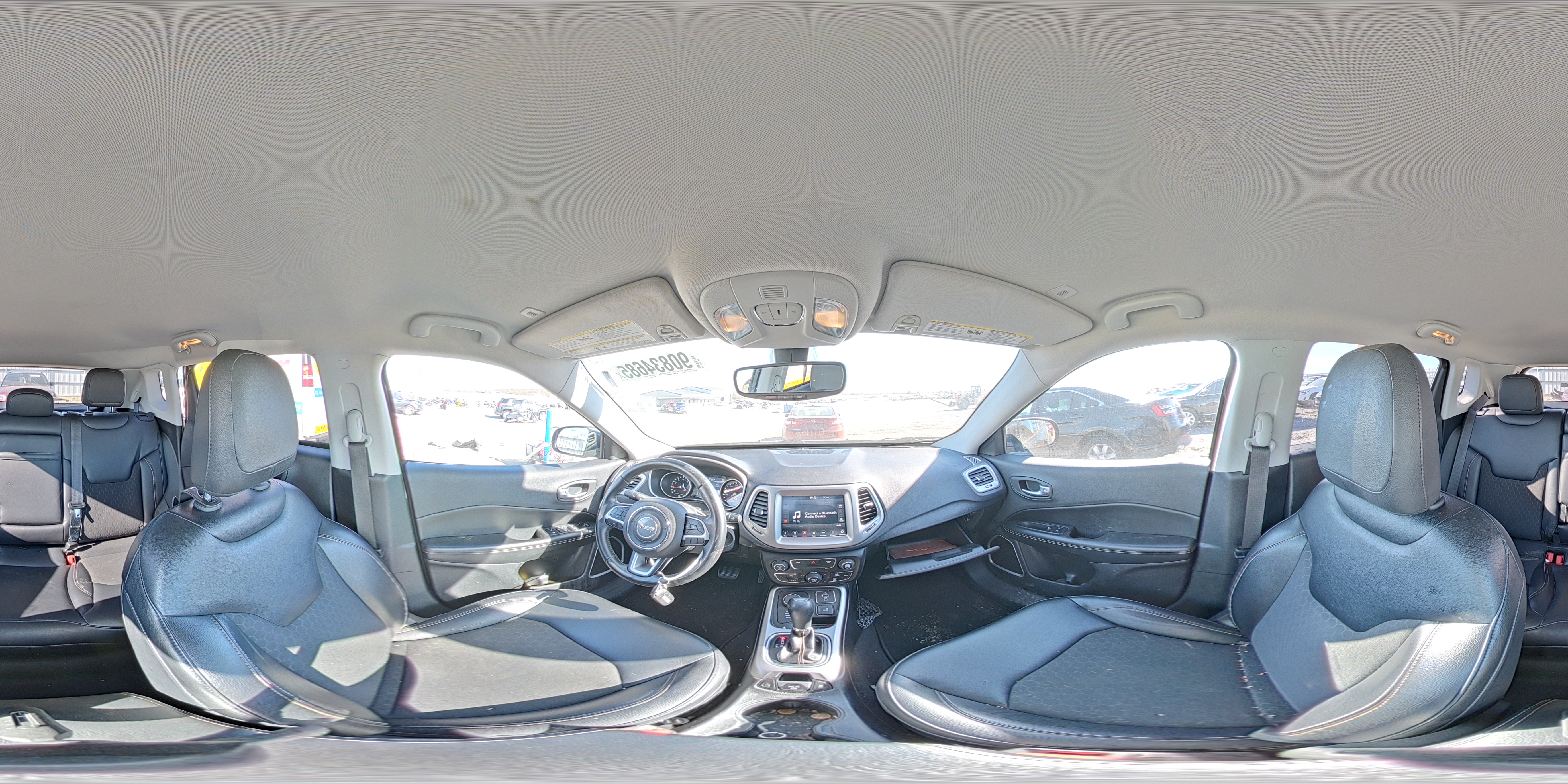 2018 Jeep Compass Latitude VIN: 3C4NJDBB9JT100692 Lot: 90834685