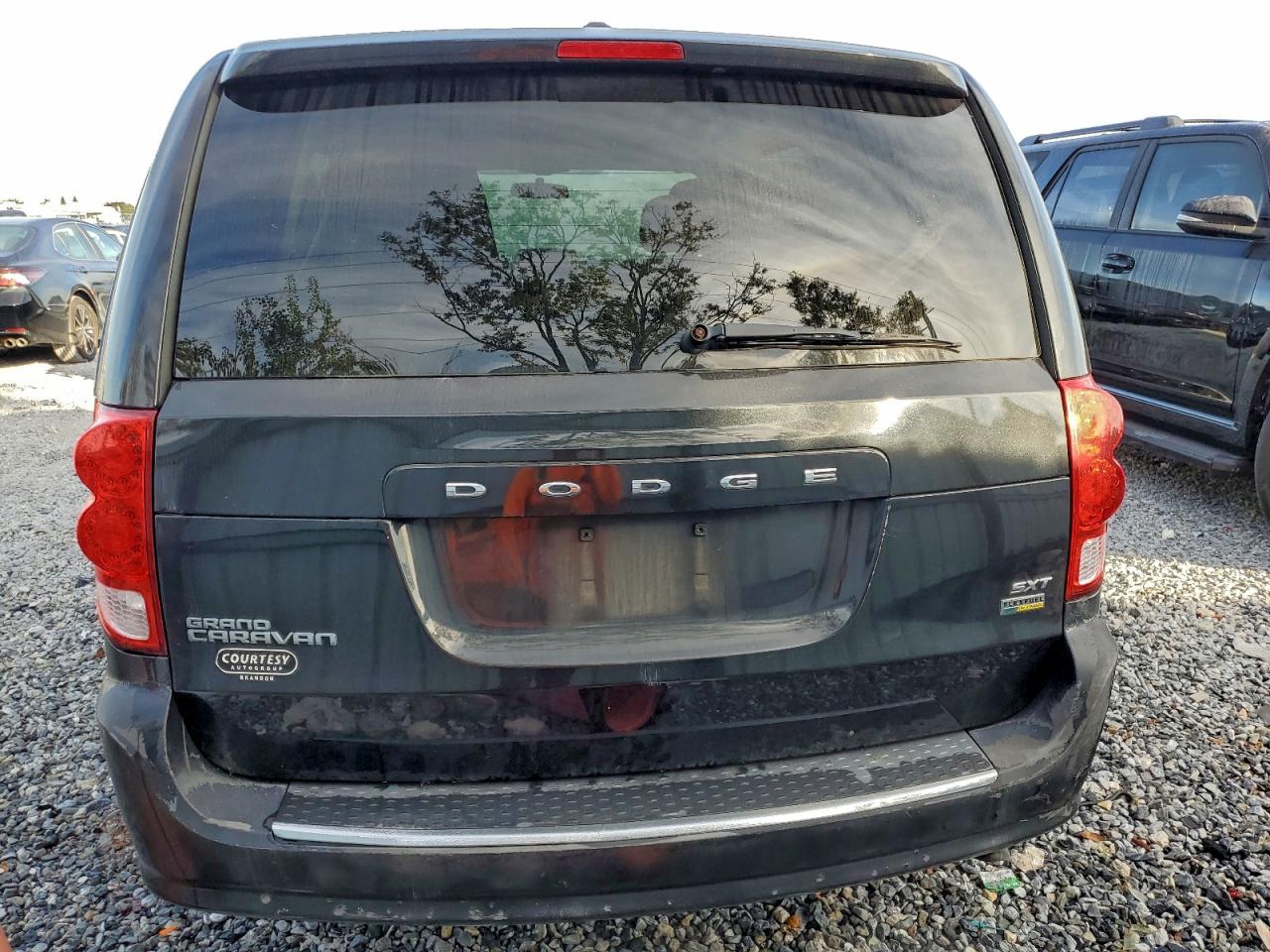 2016 Dodge Grand Caravan Sxt VIN: 2C4RDGCGXGR181461 Lot: 94683215