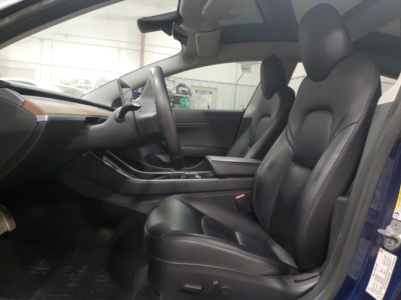 2018 Tesla Model 3 VIN: 5YJ3E1EB6JF106292 Lot: 92739095