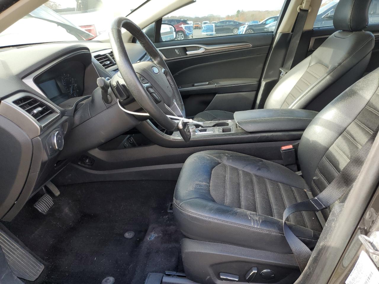 2017 Ford Fusion Se VIN: 3FA6P0T92HR307395 Lot: 92279825