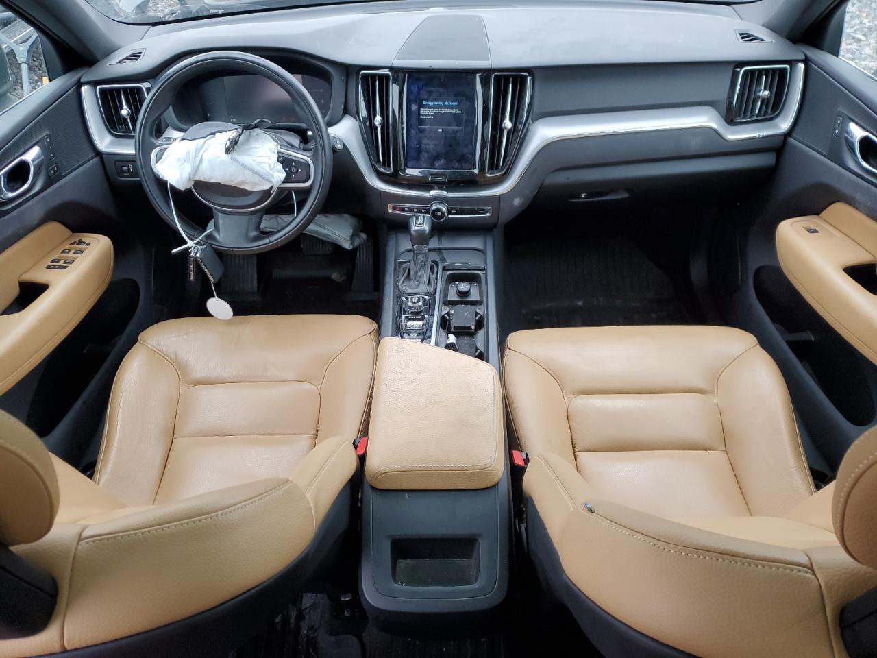 2018 Volvo Xc60 T5 VIN: LYV102RKXJB118209 Lot: 93639075