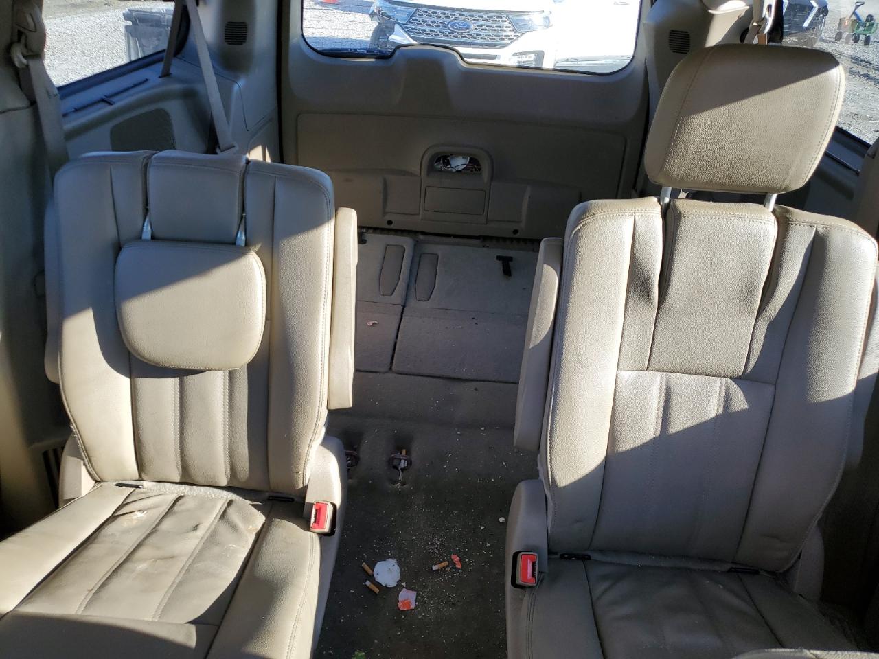 2015 Chrysler Town & Country Touring VIN: 2C4RC1BG5FR590855 Lot: 92098925