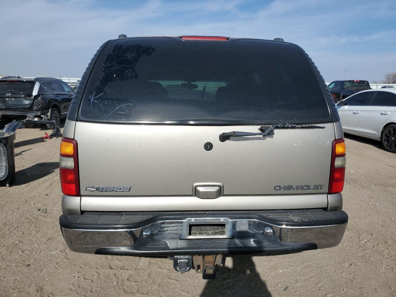2000 Chevrolet Tahoe K1500 VIN: 1GNEK13T3YJ199490 Lot: 90755965