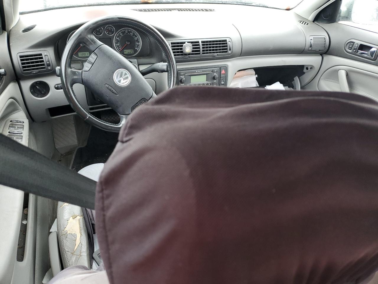 2004 Volkswagen Passat Gls VIN: WVWPD63B54E131047 Lot: 93721015