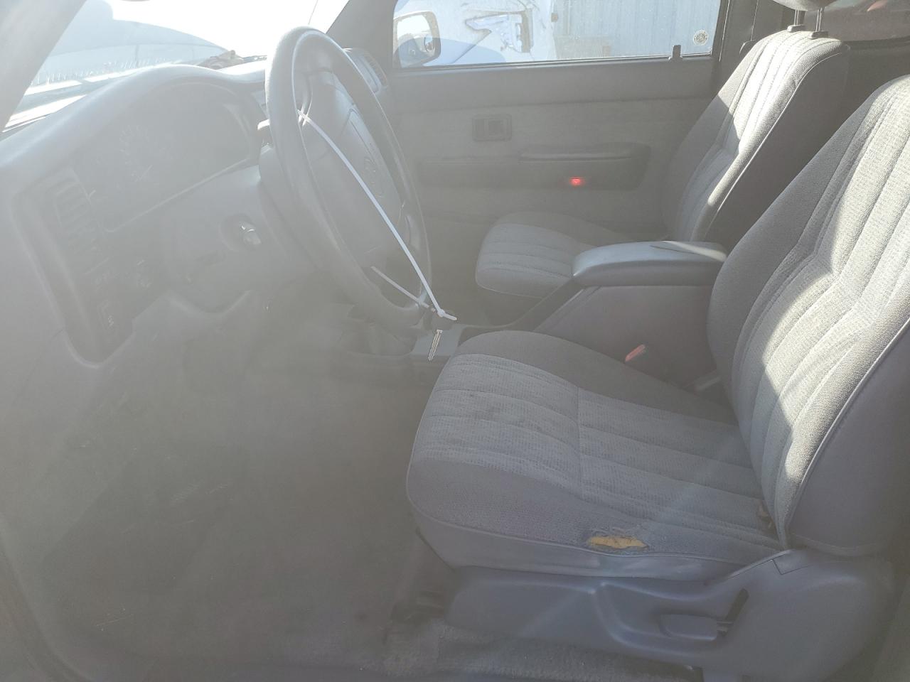 1999 Toyota Tacoma Xtracab VIN: 4TAWM72N7XZ556291 Lot: 93551125