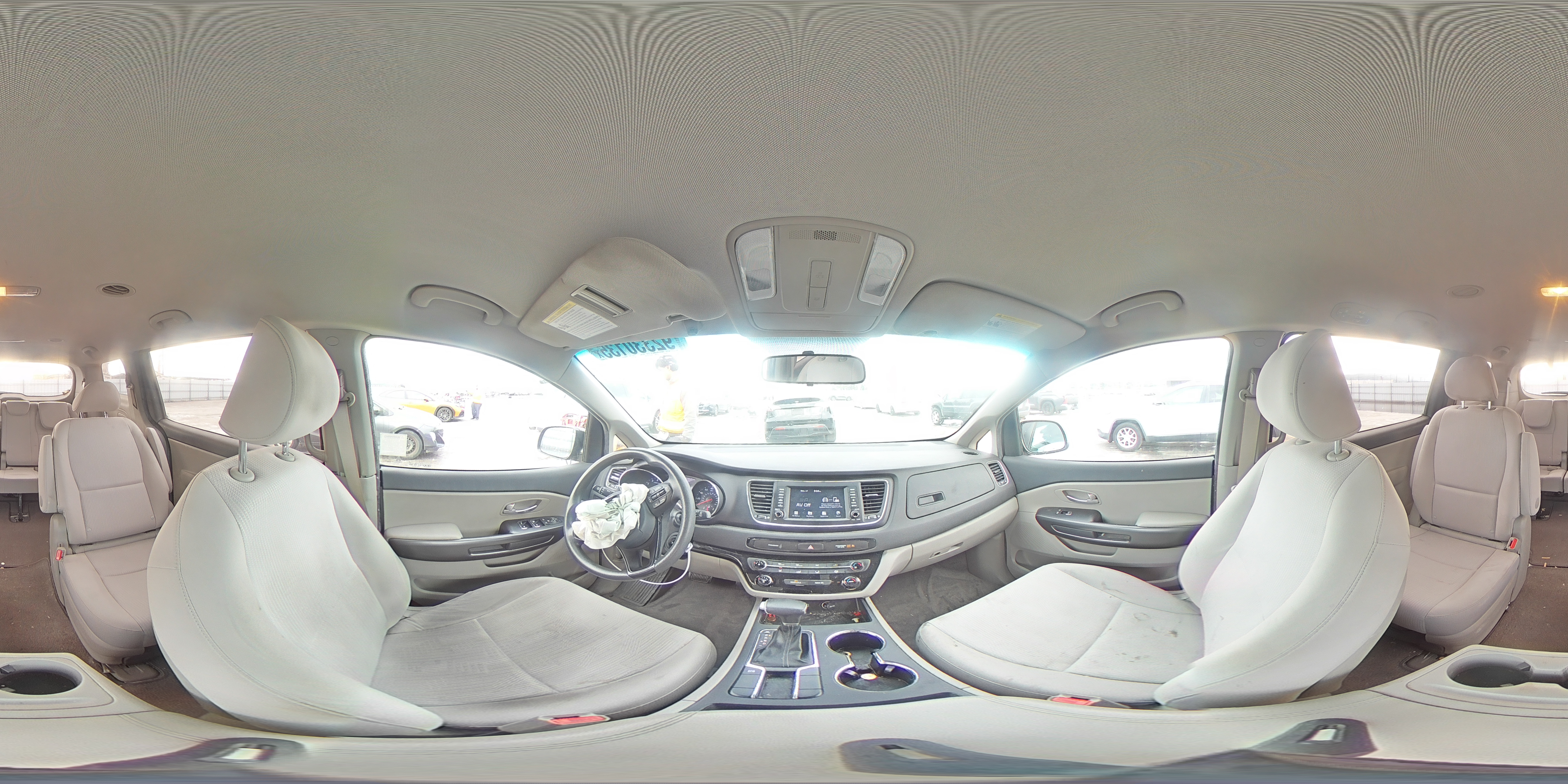 2020 Kia Sedona L VIN: KNDMA5C11L6592381 Lot: 92330135