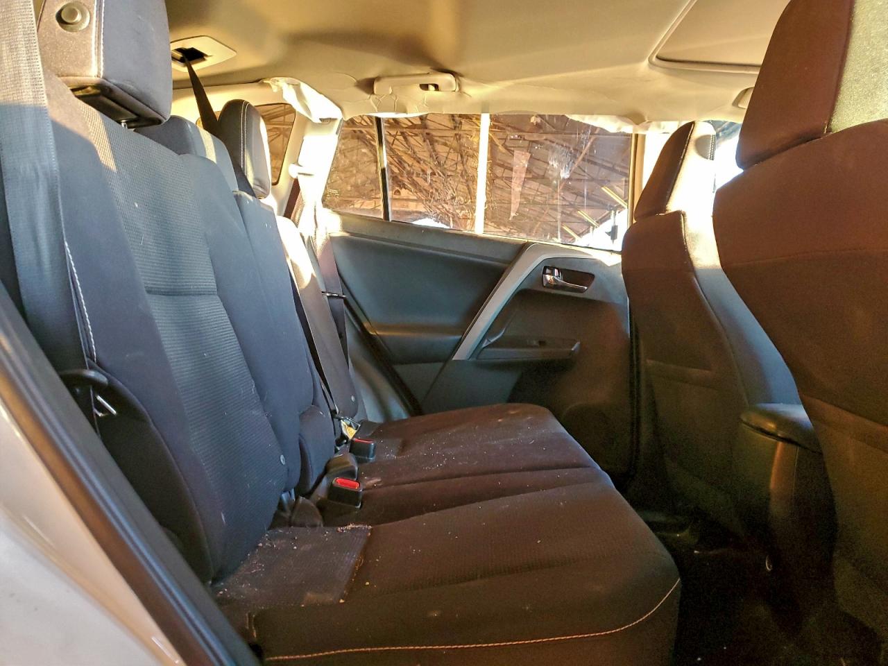 2017 Toyota Rav4 Xle VIN: 2T3WFREV9HW403886 Lot: 94370815