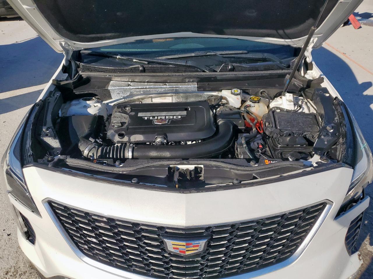 2020 Cadillac Xt4 Premium Luxury VIN: 1GYFZCR44LF071463 Lot: 90942915