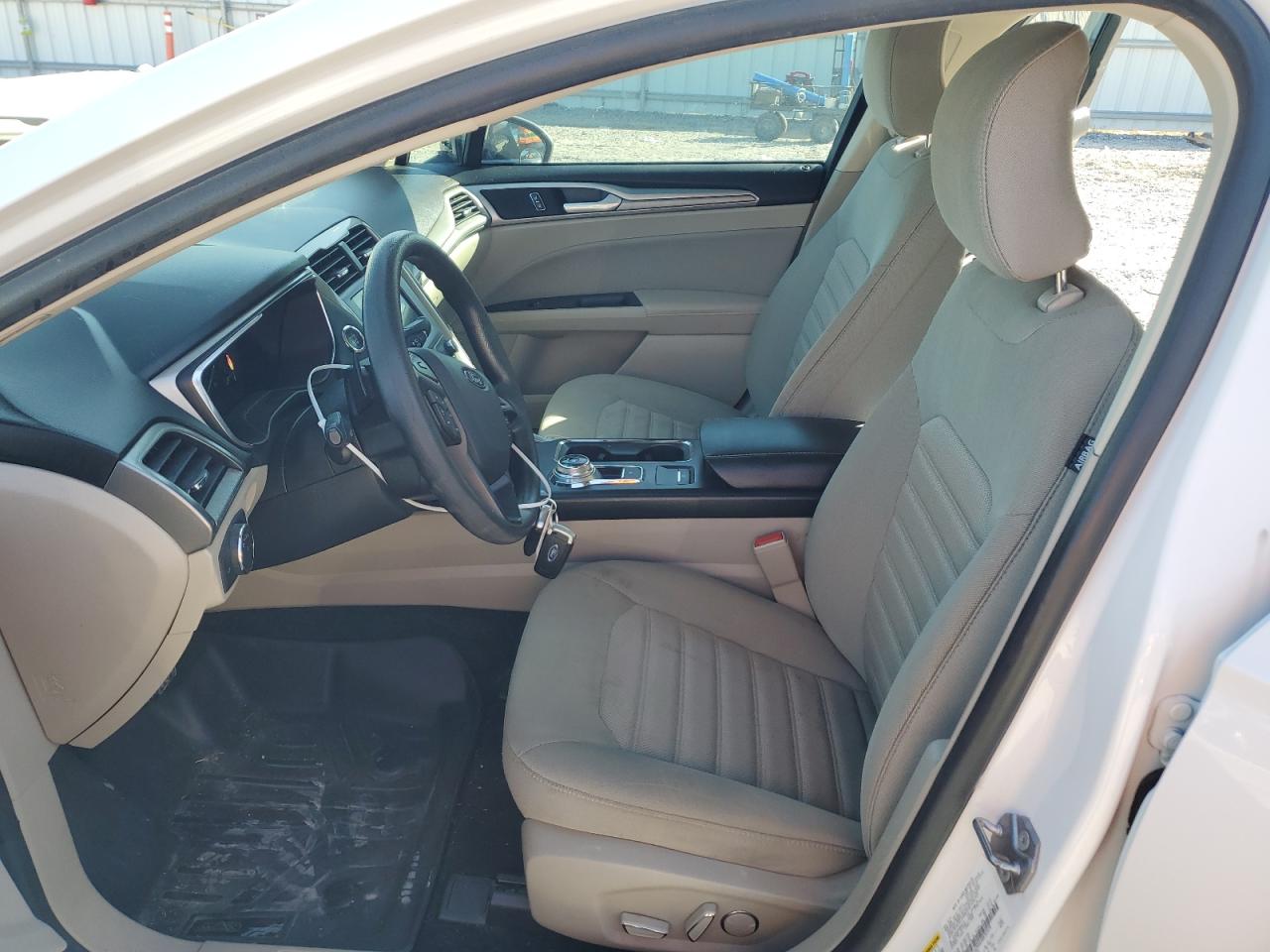 2019 Ford Fusion Se VIN: 3FA6P0HDXKR203578 Lot: 92715815