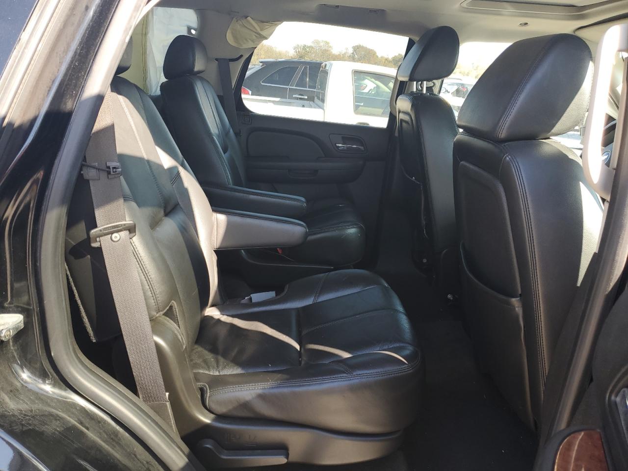 2008 Chevrolet Tahoe K1500 VIN: 1GNFK13088J175969 Lot: 91428095