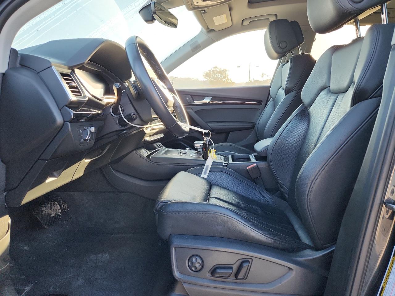 2018 Audi Q5 Prestige VIN: WA1CNAFY8J2143859 Lot: 92684685