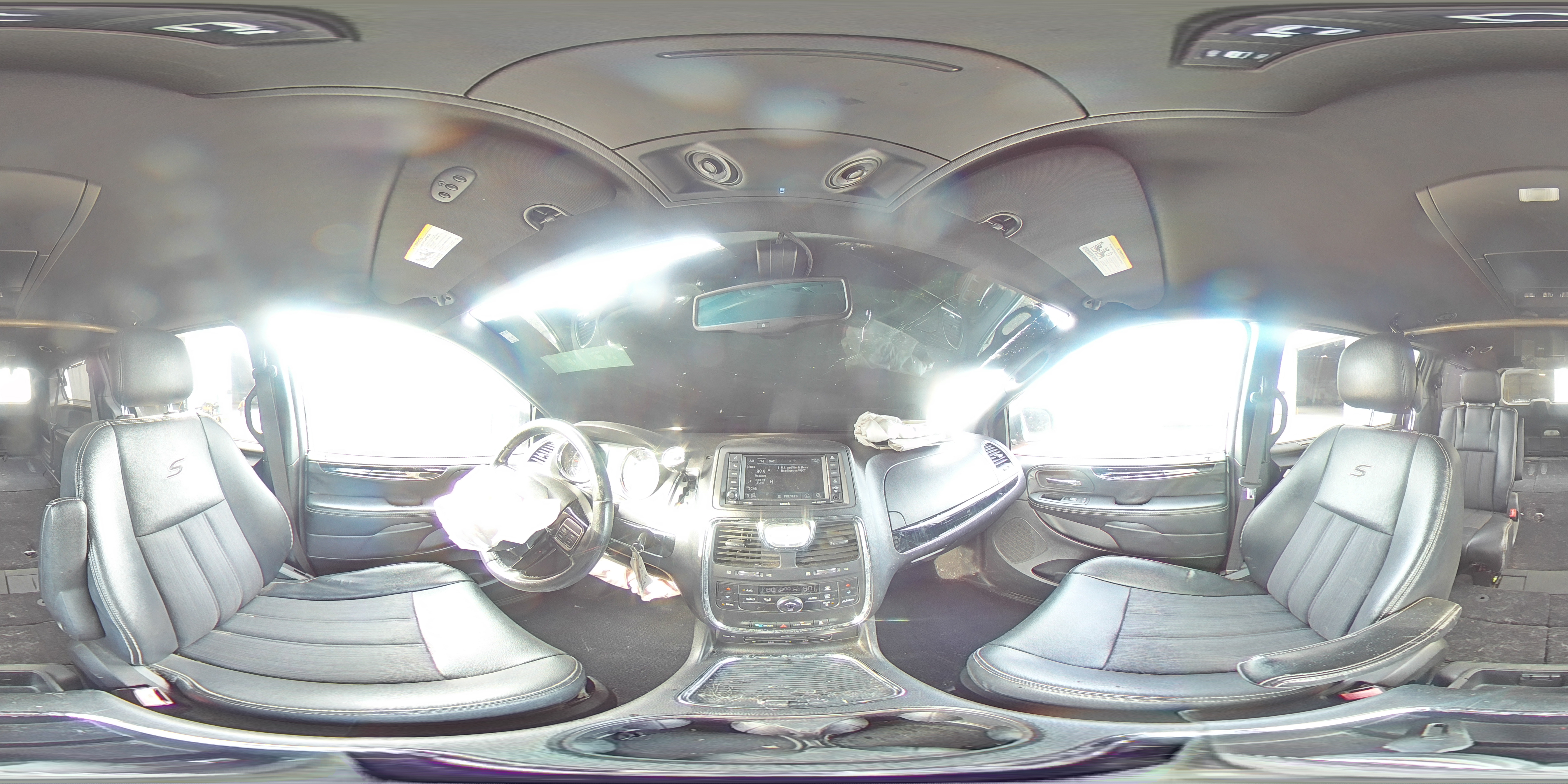 2014 Chrysler Town & Country S VIN: 2C4RC1HG9ER372262 Lot: 91588065