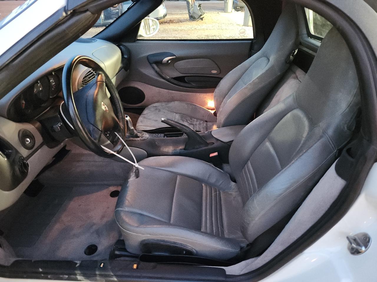 2001 Porsche Boxster VIN: WP0CA29851U625146 Lot: 93350025