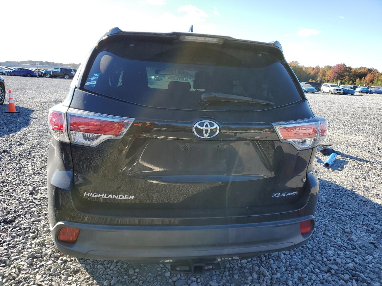 2016 Toyota Highlander Xle VIN: 5TDJKRFH0GS506628 Lot: 92035275