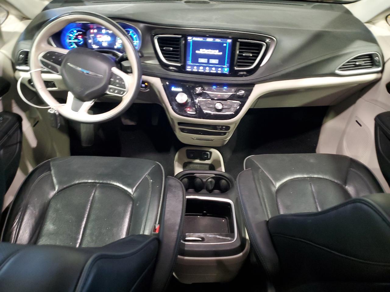 2018 Chrysler Pacifica Hybrid Limited VIN: 2C4RC1N79JR364564 Lot: 92807055