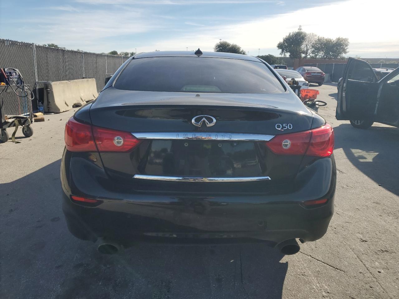 2014 Infiniti Q50 Base VIN: JN1BV7APXEM673248 Lot: 92525465