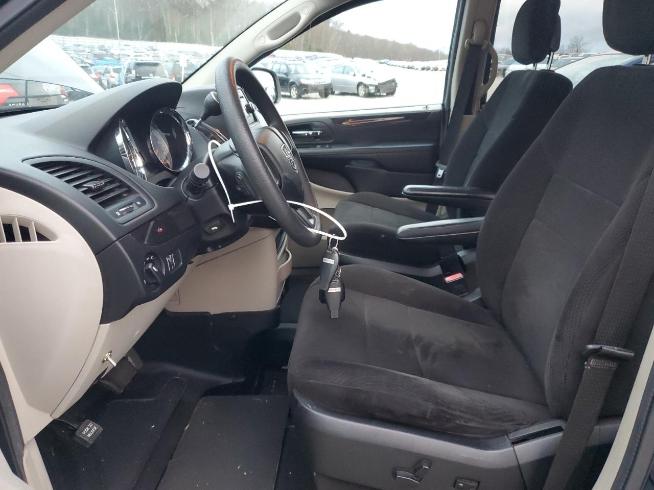 2013 Dodge Grand Caravan Sxt VIN: 2C4RDGCG7DR557058 Lot: 93123355