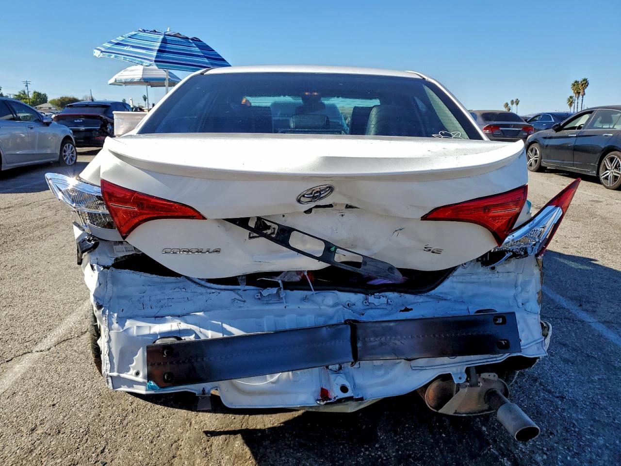 2017 Toyota Corolla L VIN: 5YFBURHE1HP688741 Lot: 94313245