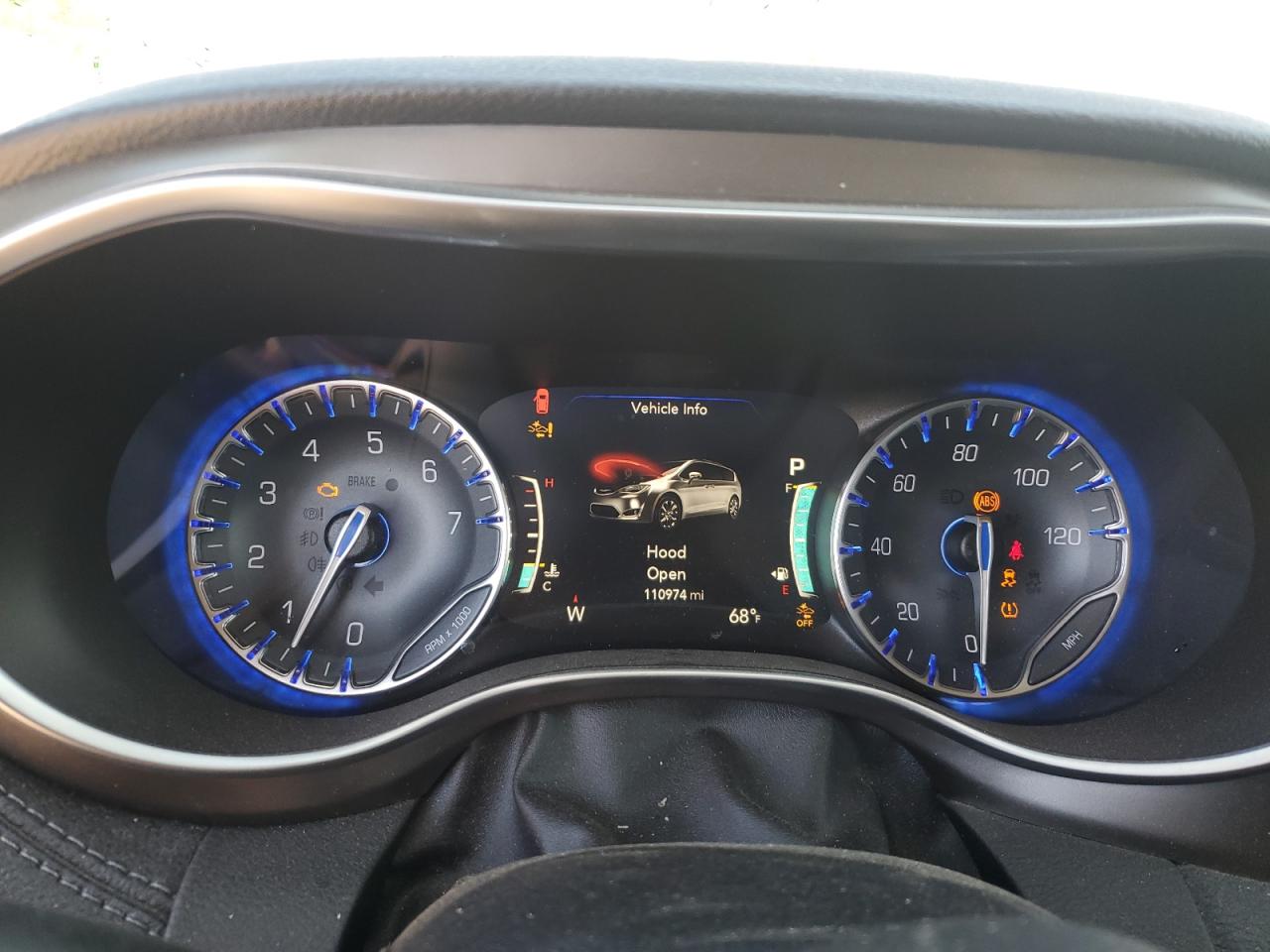 2018 Chrysler Pacifica Limited VIN: 2C4RC1GG2JR226362 Lot: 91318445