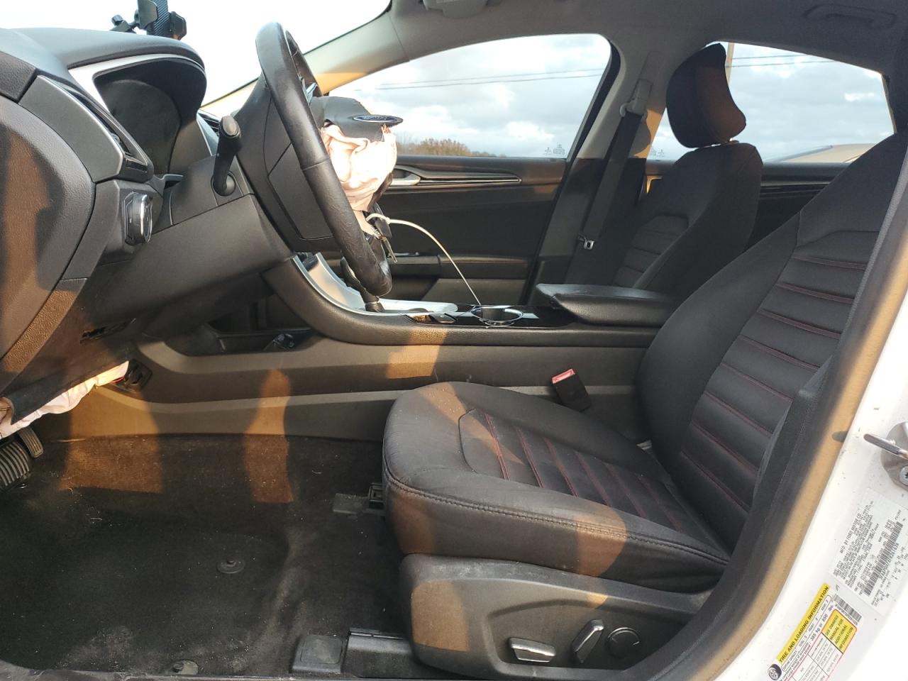 2015 Ford Fusion Se VIN: 3FA6P0H7XFR261626 Lot: 91678265