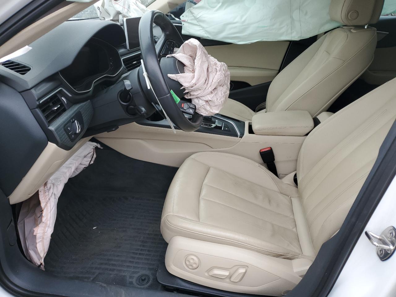 2017 Audi A4 Premium Plus VIN: WAUENAF46HN029117 Lot: 93066335