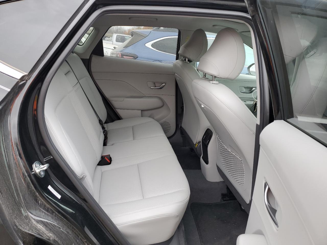 2025 Hyundai Kona Limited VIN: KM8HECA38SU195321 Lot: 91415435