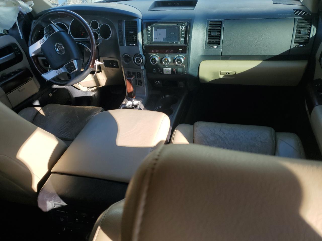 2015 Toyota Sequoia Platinum VIN: 5TDDW5G10FS120480 Lot: 92415825