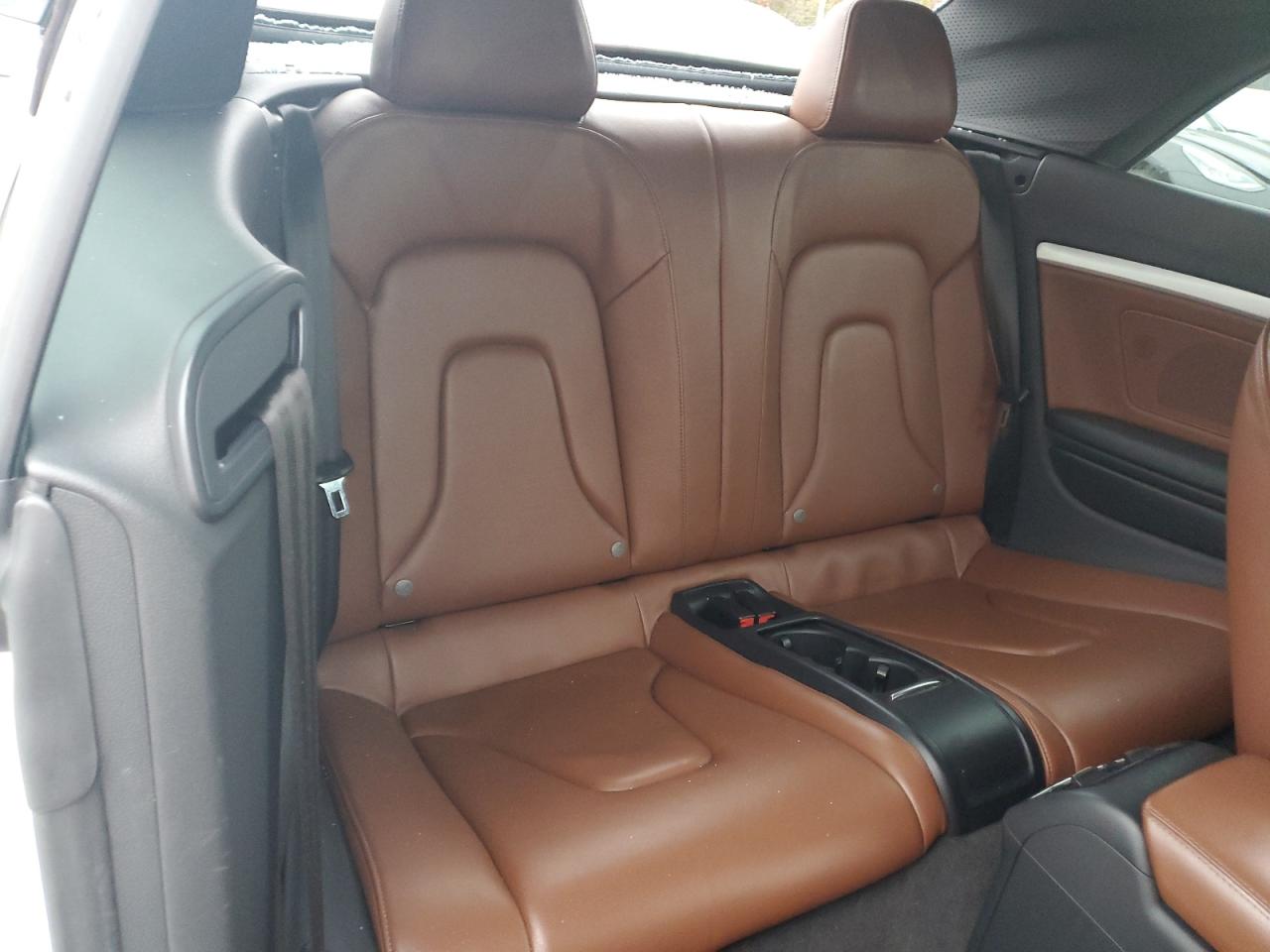 2010 Audi A5 Premium Plus VIN: WAULFAFH8AN010744 Lot: 91279425