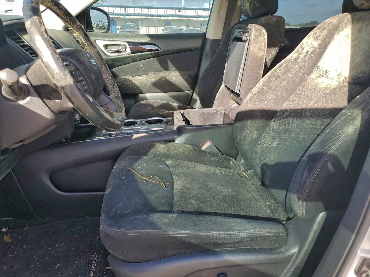 2015 Nissan Pathfinder S VIN: 5N1AR2MN0FC621740 Lot: 94438605