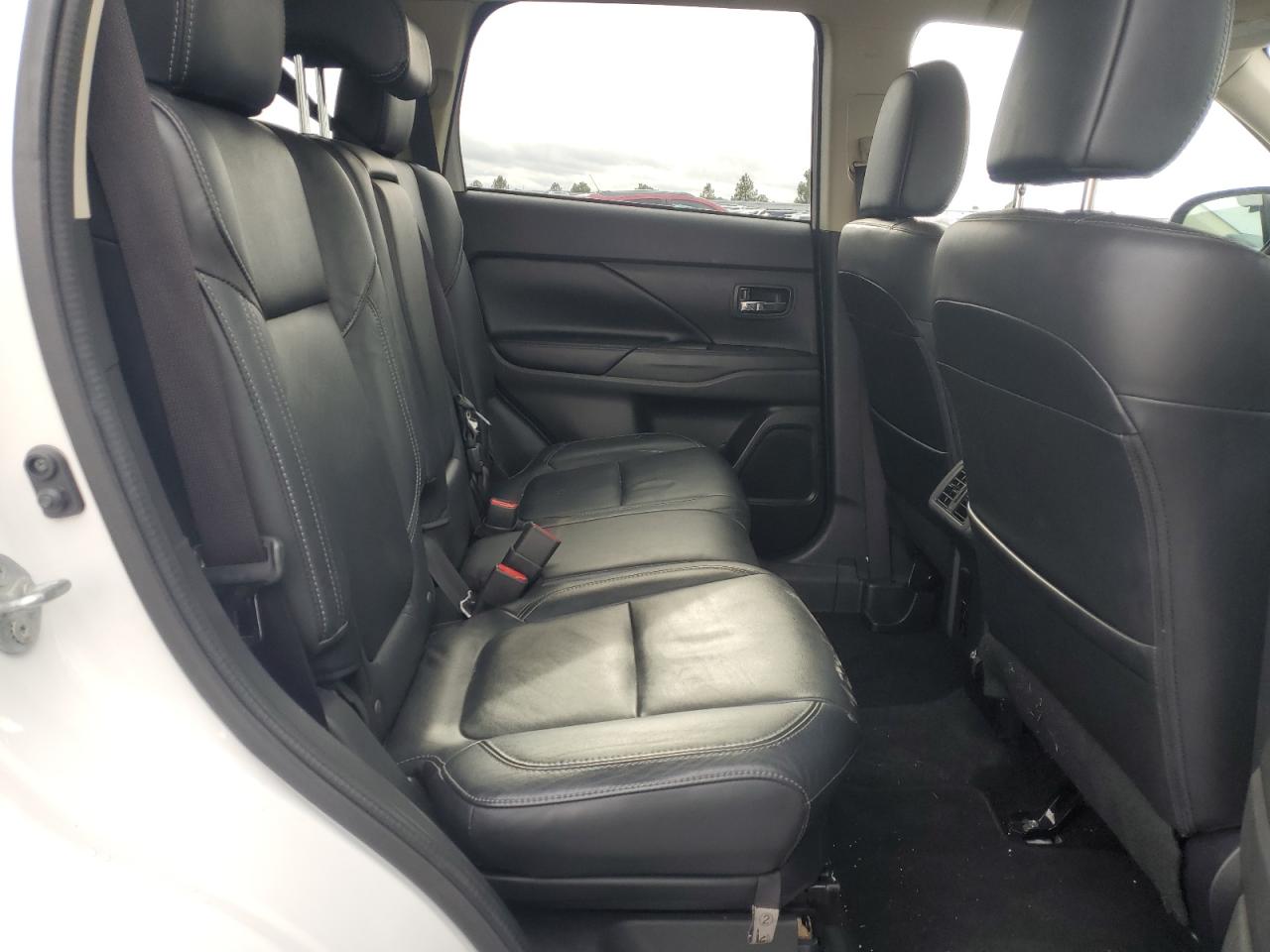 2020 Mitsubishi Outlander Se VIN: JA4AZ3A38LZ019555 Lot: 92949015